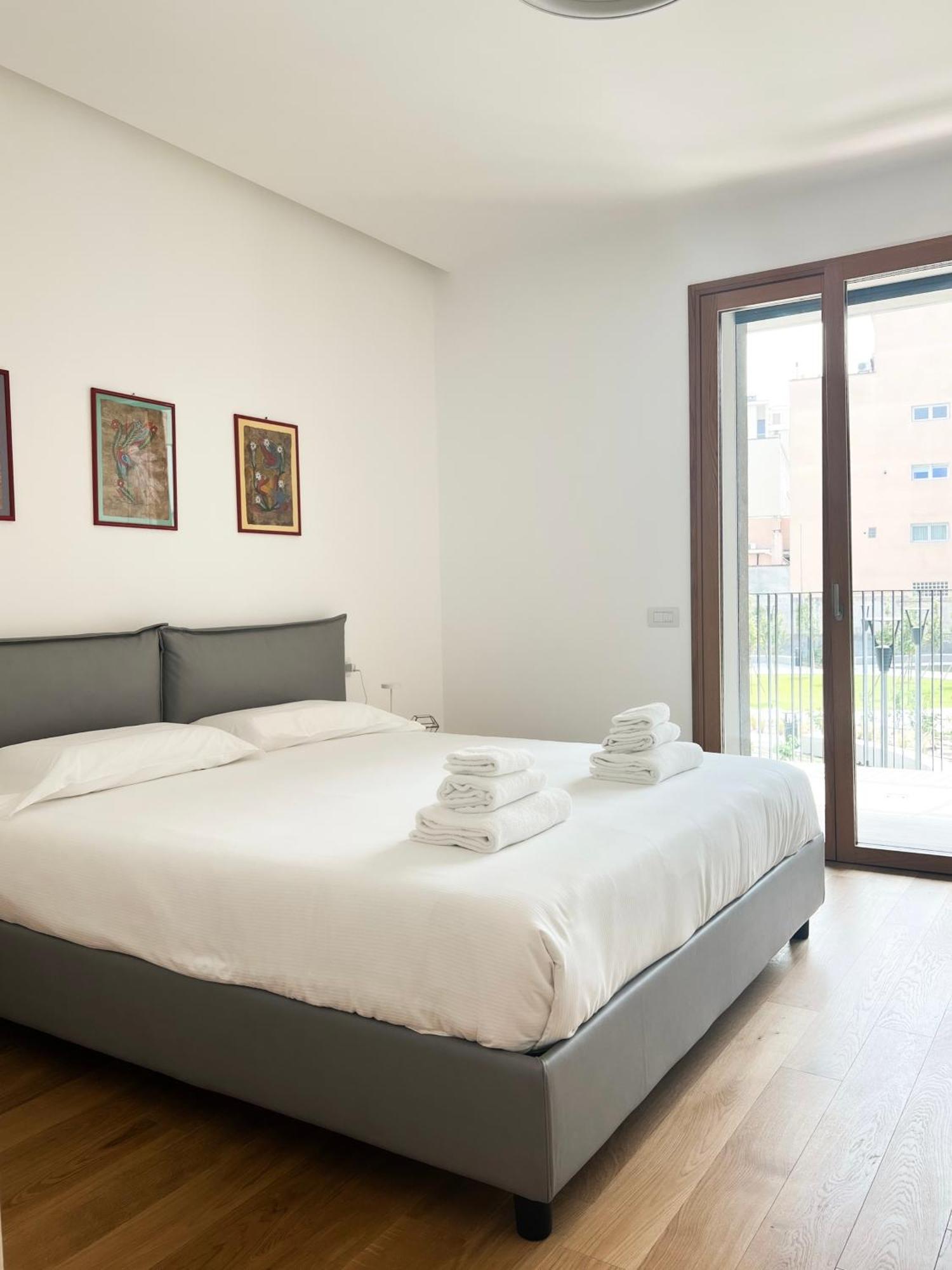 Comecasa Modern Terraced & Palestra Apartment Milano Ngoại thất bức ảnh