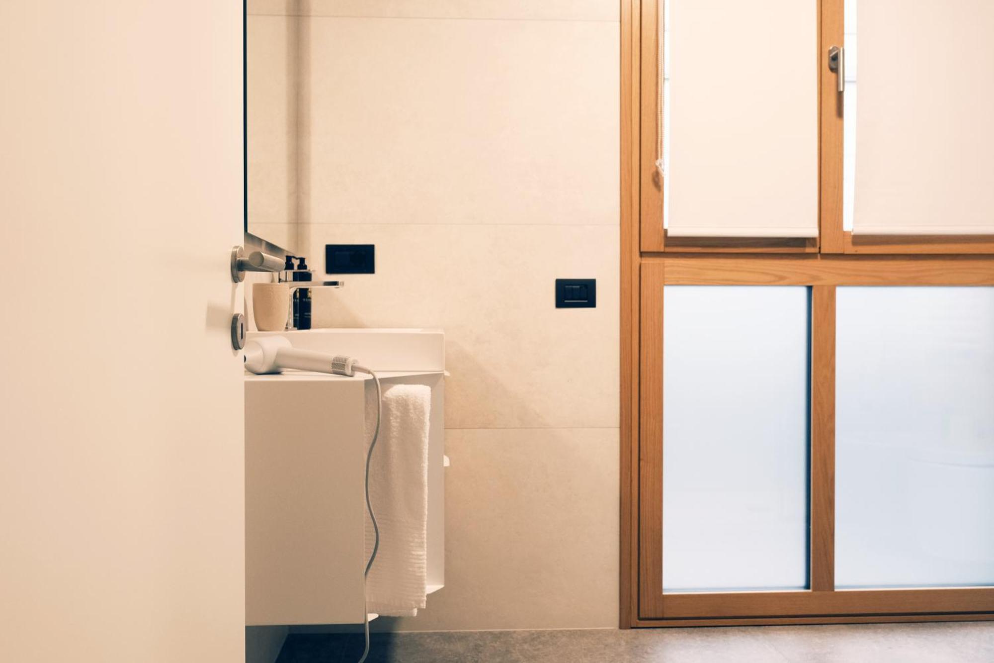 Comecasa Modern Terraced & Palestra Apartment Milano Ngoại thất bức ảnh